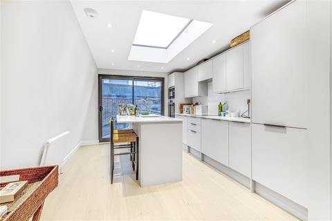 3 bedroom flat to rent, Querrin Street, London, SW6