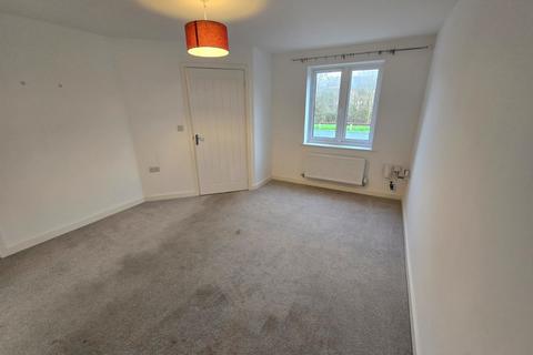 3 bedroom terraced house to rent, Apple Way, Cranbrook