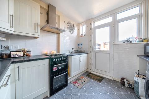 2 bedroom semi-detached house for sale, Shakespeare Road, Exeter