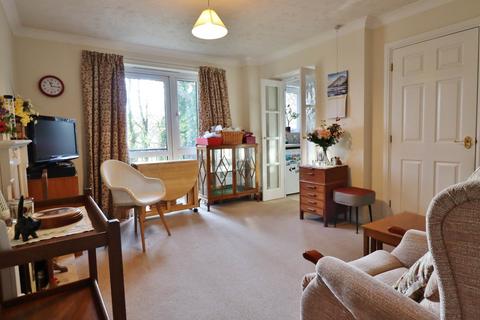 1 bedroom retirement property for sale, Churchill Court, Marlborough, SN8 1LD