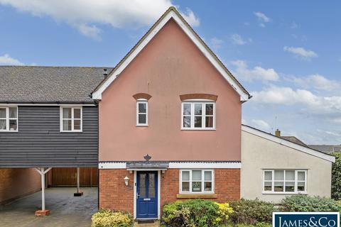 3 bedroom link detached house for sale, Weavers Close, Dunmow