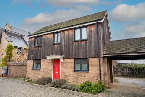 2 bedroom detached house for sale, Rosehip Road, Cambridge, CB4