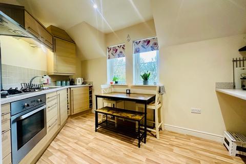 2 bedroom flat for sale, Buzzard Road, Whitchurch, Tavistock