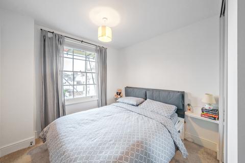 2 bedroom apartment for sale, College Road, Gloucestershire GL53