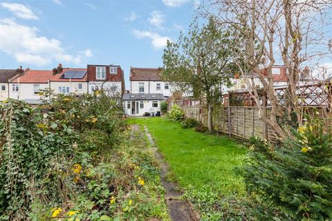 3 bedroom semi-detached house for sale, West Barnes Lane, Motspur Park KT3