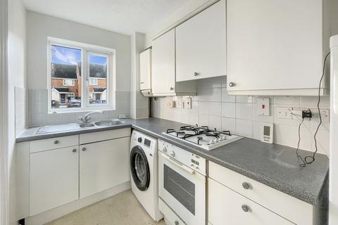 1 bedroom end of terrace house to rent, Lucerne Close, Cambridge CB1