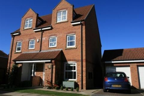 3 bedroom semi-detached house to rent, Windsor Close, Brough, East Yorkshire