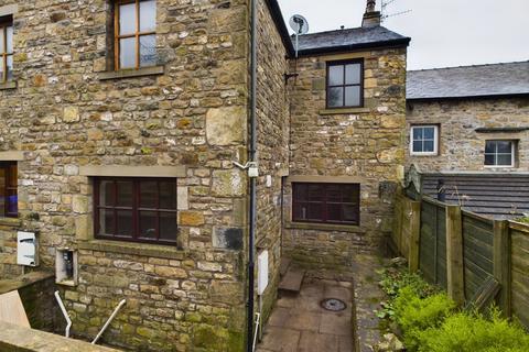 2 bedroom maisonette to rent, Calverleys Yard, School Hill, Bentham, Lancaster, LA2 7JX