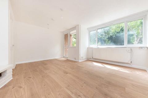 3 bedroom maisonette for sale, West Green Road, London N15