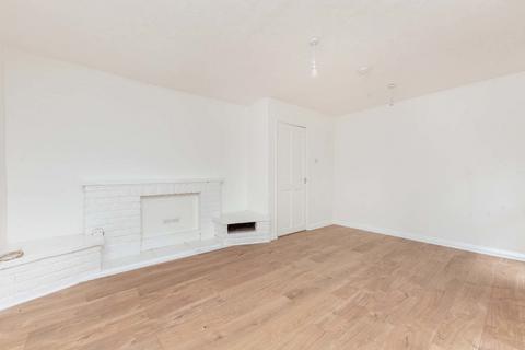 3 bedroom maisonette for sale, West Green Road, London N15