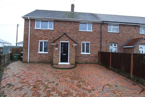 3 bedroom end of terrace house for sale, Henry Street, Rhostyllen