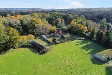 3 bedroom equestrian property for sale, Milford Road, Godalming GU8