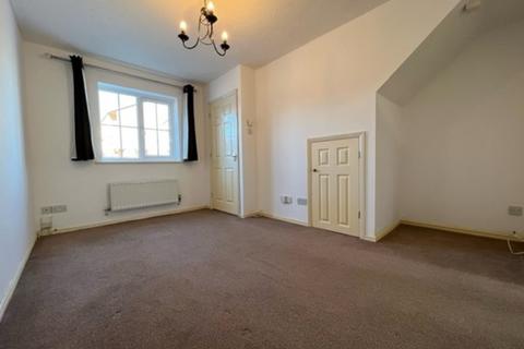 2 bedroom terraced house to rent, Wansbeck Close, Stevenage SG1