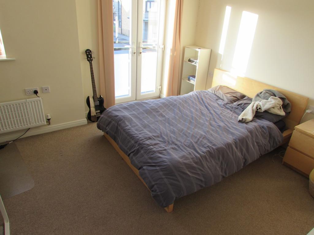 Bed 1.1