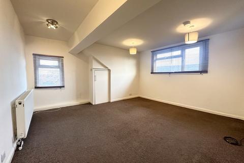 1 bedroom apartment to rent, Moorfield Road, Armley