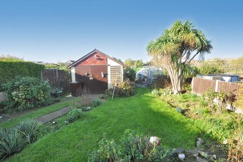 3 bedroom semi-detached bungalow for sale, Craven Avenue, Canvey Island