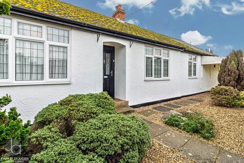 3 bedroom detached bungalow for sale, Maypole Road, Tiptree, Colchester