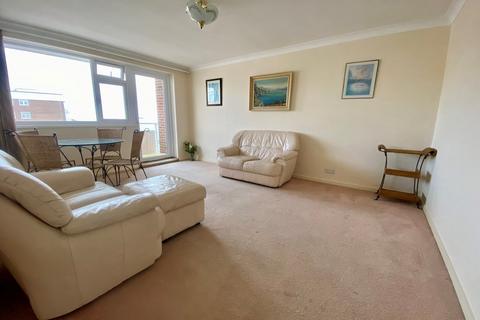 2 bedroom apartment to rent, Elizabeth Court, Grove Road, Bournemouth