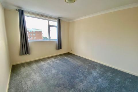 2 bedroom apartment to rent, Elizabeth Court, Grove Road, Bournemouth