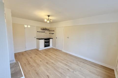 3 bedroom semi-detached house to rent, Hall Farm Cottages