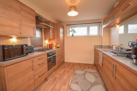 2 bedroom apartment for sale, Morris Court, Perth