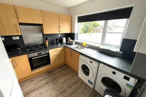 4 bedroom house share to rent, Kemble Street, Brynmill