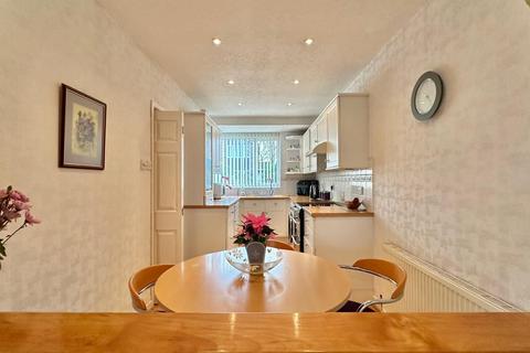 3 bedroom end of terrace house for sale, Daneswood Road, Binley Woods, Warwickshire