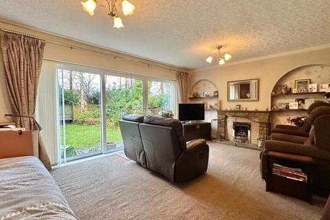 3 bedroom end of terrace house for sale, Daneswood Road, Binley Woods, Warwickshire