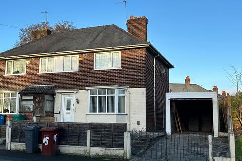 3 bedroom semi-detached house to rent, Manchester, Manchester M22