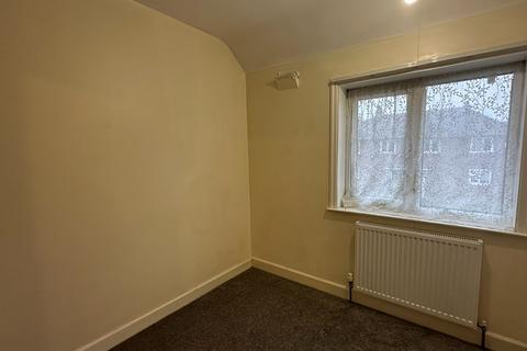 3 bedroom semi-detached house to rent, Manchester, Manchester M22