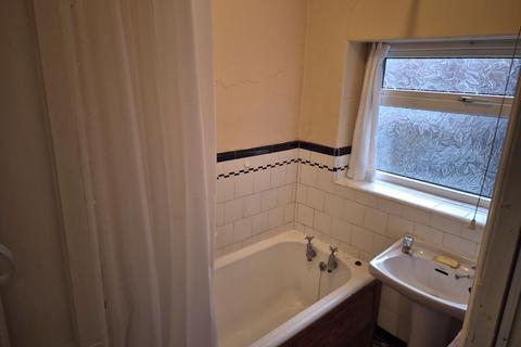 1 Trelawn Crescent, Leeds, LS6 3JW