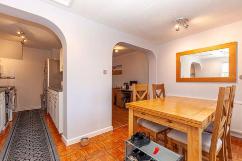 32 Bushey Row, Bampton, OX18 2JU