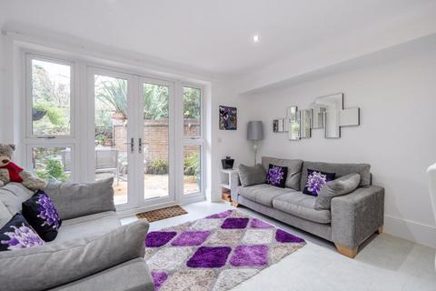 2 bedroom apartment for sale, Russell Hill, West Purley