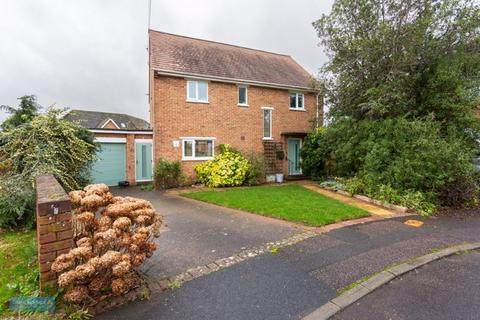 5 bedroom detached house for sale, Gordons Close, Taunton