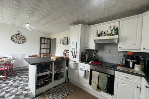 undefined, Bron Dinas, Llangefni, Anglesey, LL77
