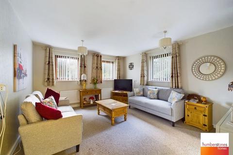 2 bedroom ground floor flat for sale, Peter Bennett Close, Harborne