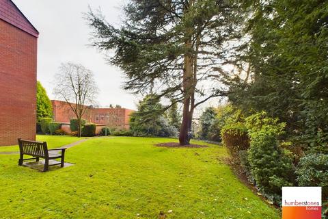 2 bedroom ground floor flat for sale, Peter Bennett Close, Harborne