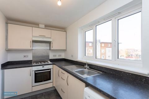 2 bedroom flat for sale, Manley Gardens, Bridgwater