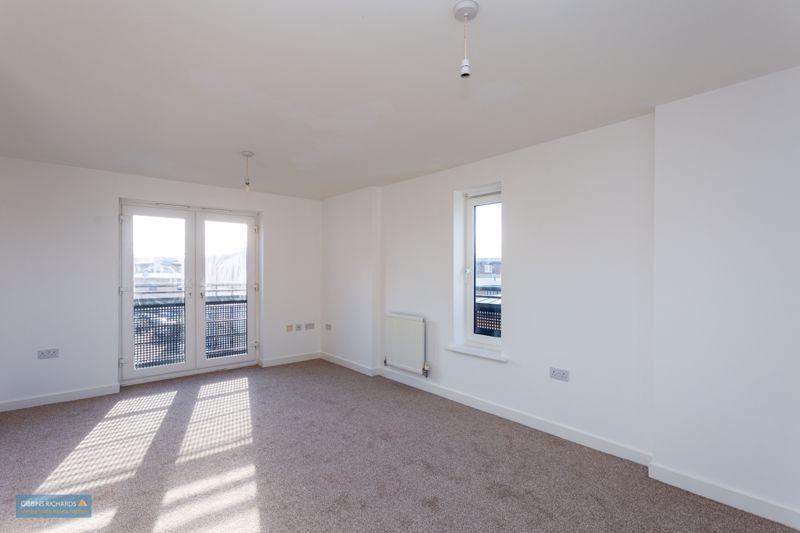 Sitting/Dining Room