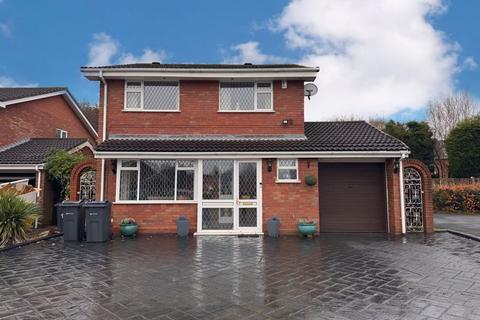 4 bedroom detached house for sale, Marlborough Close, Four Oaks, Sutton Coldfield, B74 4XE