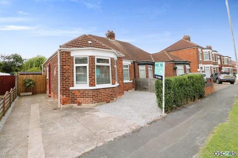 2 bedroom semi-detached bungalow to rent, Bernadette Avenue, Anlaby Common