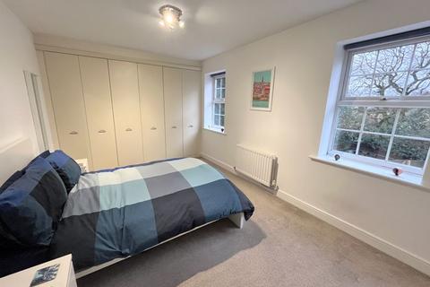 81 Grange Drive, Streetly, Sutton Coldfield, B74 3DT