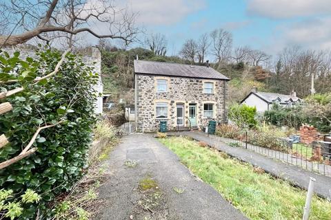 2 bedroom semi-detached house for sale, Nant Y Felin Road, Llanfairfechan