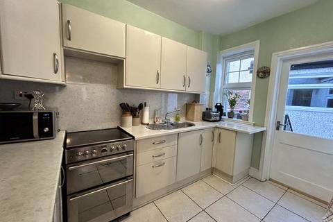 4 bedroom semi-detached house for sale, York Road, Colwyn Bay