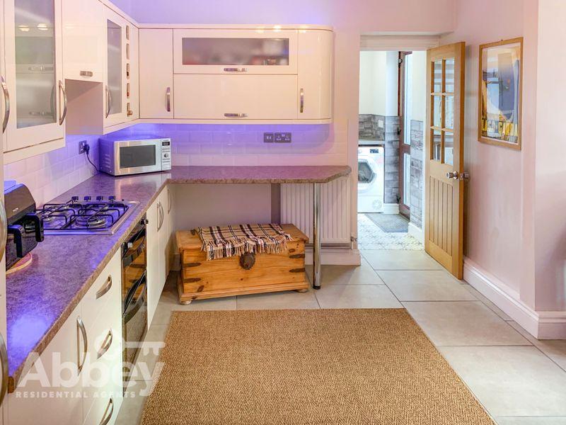 Kitchen 3