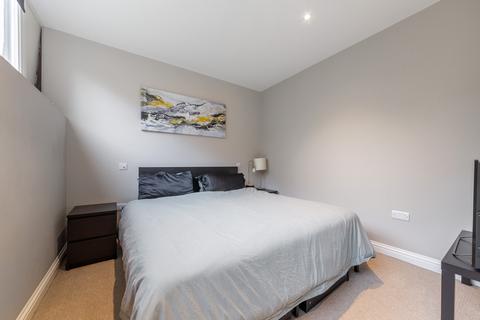 2 bedroom flat for sale, Pinnell Road, London, SE9