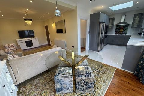19 Manor Avenue, Northolt, UB5 5BZ