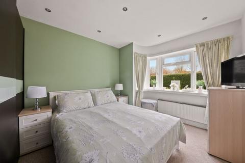 4 bedroom end of terrace house for sale, Petts Hill, Northolt