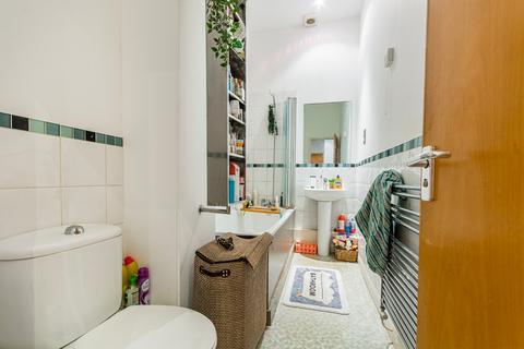 Apartment 3, The Establishment, 3 Broadway, Nottingham, NG1 1PR