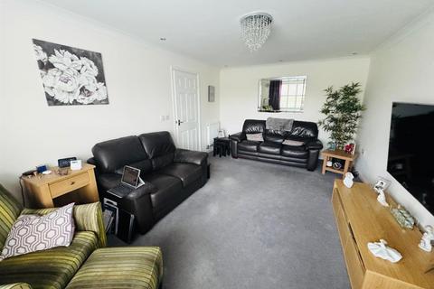 4 bedroom house for sale, Halesworth Drive, Sunderland SR4